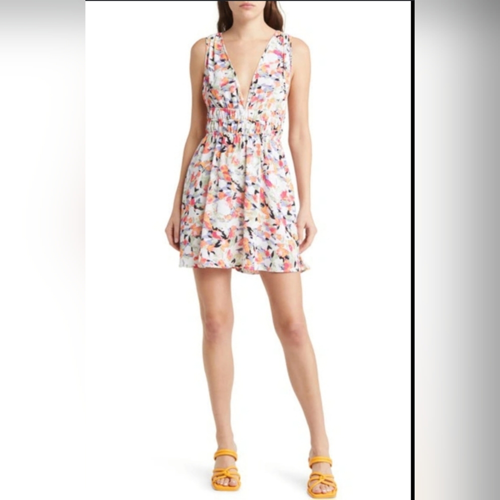 #20.Vero Moda V Neck Open back multicolor dress
